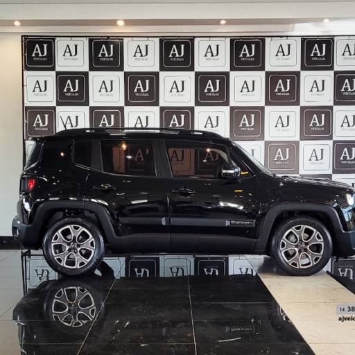 JEEP RENEGADE 1.8 16V 4P FLEX LONGITUDE AUTOMÁTICO- 2015/2016 em Botucatu, SP por AJ Veículos