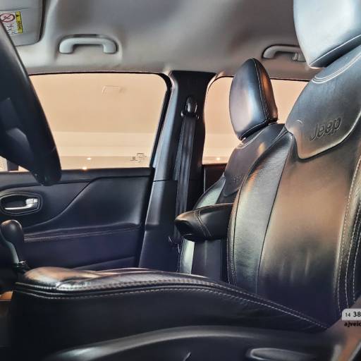 JEEP RENEGADE 1.8 16V 4P FLEX LONGITUDE AUTOMÁTICO- 2015/2016 em Botucatu, SP por AJ Veículos