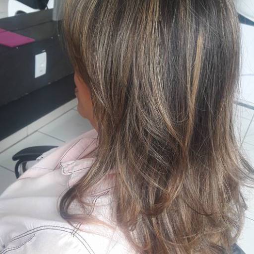 Fio a Fio Profissional - Cortes e Coloração  por Fio a Fio Beleza e Estética