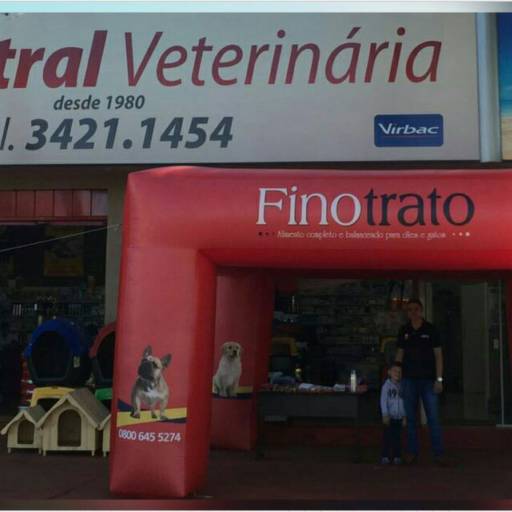 Central Clinica Veterinária por Central Clínica Veterinária para Animais de Pequeno Porte