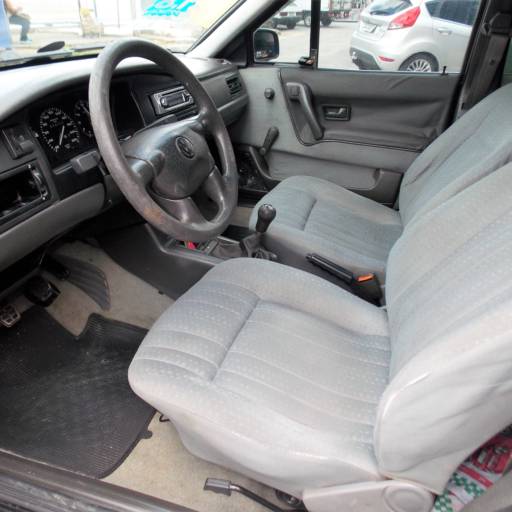 SANTANA 1.8 i - 1996 - PRETO - 4 PORTAS + DIR HIDR + VIDR ELETR + TRAVAS ELETR por Top Car Veículos