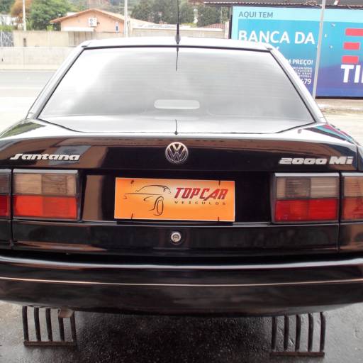 SANTANA 1.8 i - 1996 - PRETO - 4 PORTAS + DIR HIDR + VIDR ELETR + TRAVAS ELETR por Top Car Veículos