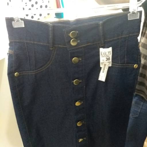 Comprar o produto de Saia jeans  em A Classificar pela empresa Suuh Modas em Bauru, SP por Solutudo