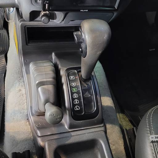 MITSUBISHI L 200 2.5 SPORT HPE 4X4 CABINE DUPLA TURBO INTERCOOLER AUTOMÁTICO- 2004 em Botucatu, SP por AJ Veículos