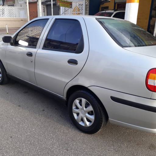 SIENA FIRE 1.0 8v Flex 4P 2005 PRATA por Cozema Veículos