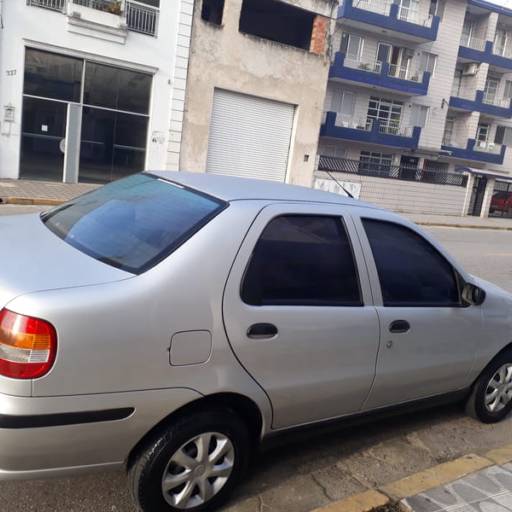 SIENA FIRE 1.0 8v Flex 4P 2005 PRATA por Cozema Veículos