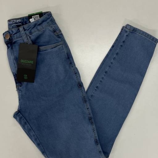 Calça feminina Ouzzare em Uberlândia, MG por Lojas Dom Flavittos