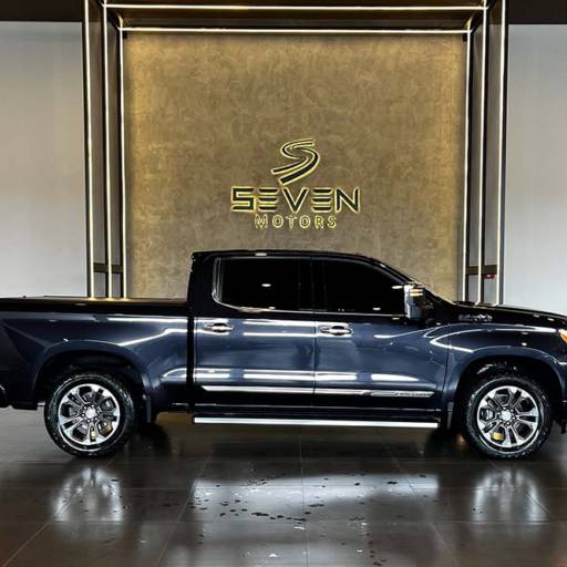 CHEVROLET SILVERADO 5.3 V8 1500 High Country Cabine Dupla 4X4 Automático 2024 em Botucatu, SP por Seven Motors Concessionária