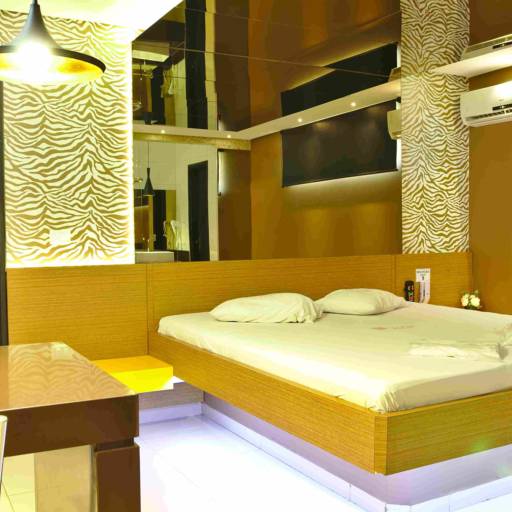 Suíte Simples - Ap 13 por Volúpia Motel