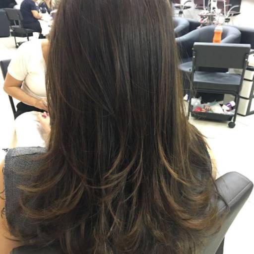 Corte Feminino por Joana & Rubens Beleza - Cosméticos