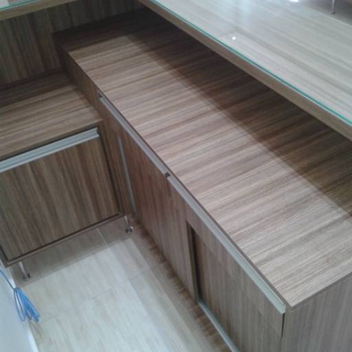 Ambientes comerciais  por M.1 Móveis Planejados