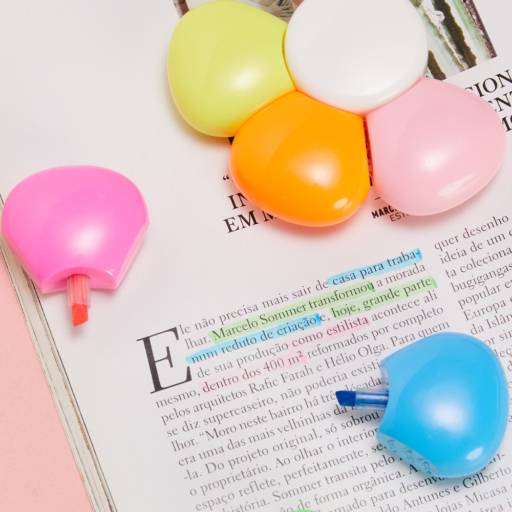 06048 Marca Texto Flor em São José do Rio Preto, SP por Public Gráfica e Brindes