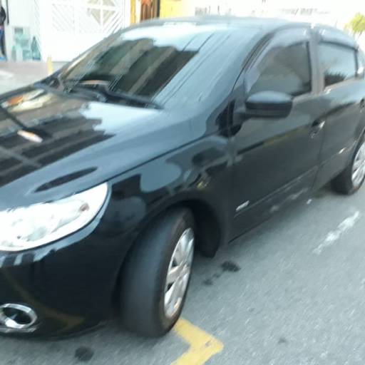 VOLKSWAGEN VOYAGE 1.0 MI 8V TOTAL FLEX 2012 PRETO por Cozema Veículos