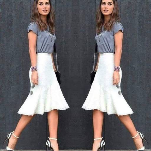 Saia Midi Off-White (Semelhante a essa Disponível no Tamanho: 42). em Bauru, SP por Blessing Store 