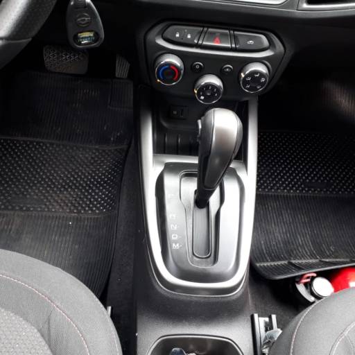 ONIX 1.4 LTZ FLEX AUTOMÁTICO 2015 por Virtual Carros Particulares