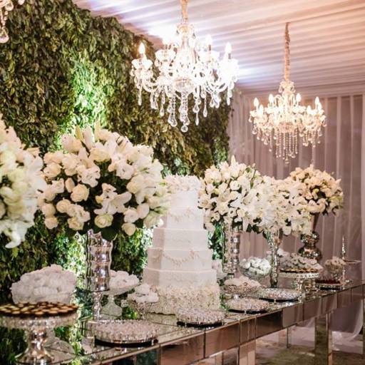 Decoração e Buffet por Casa Nova Noivas Buffet e Decorações