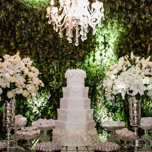 Decoração e Buffet por Casa Nova Noivas Buffet e Decorações