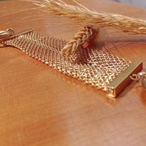 Comprar o produto de Pulseira dourada tela semi-joia - Rp em Roupas e Acessórios pela empresa Loja Ego 3 p - Roupas e Acessórios Femininos em Botucatu, SP por Solutudo