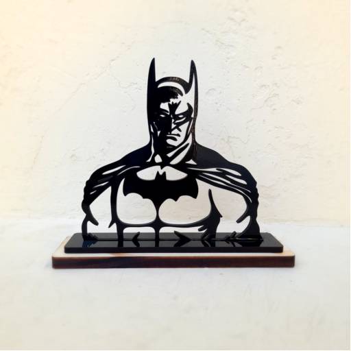 Comprar o produto de Totem de Mesa Batman em Enfeites pela empresa Personalize-se | Peças para Decoração Personalizados em Aracaju, SE por Solutudo