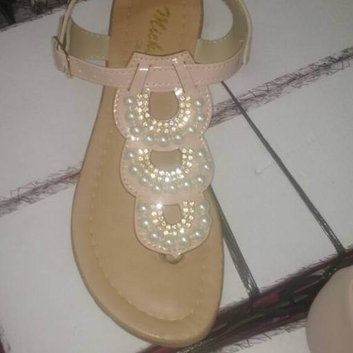 Rasteirinhas por Mini Preço Calçados