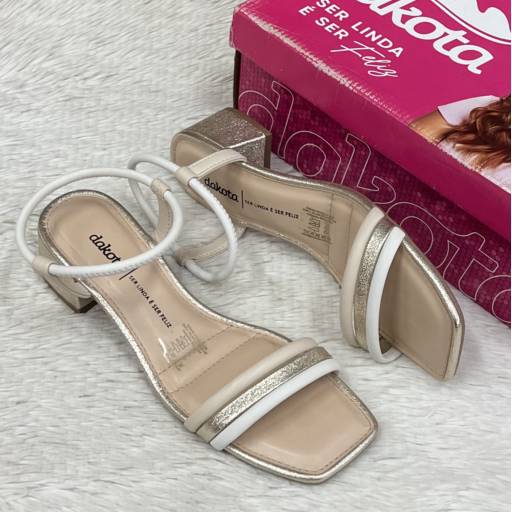 Tamanco adulto Dakota em Uberlândia, MG por Lojas Dom Flavittos