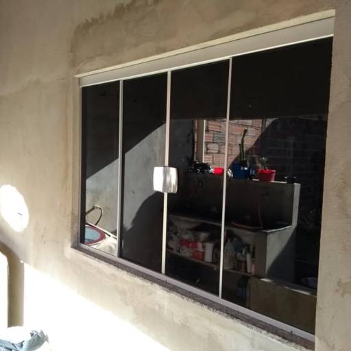 Porta 2 folhas, janela 4 folhas Fumê. por Top Vidros