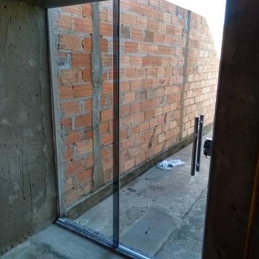 Porta 2 folhas, janela 4 folhas Fumê. por Top Vidros