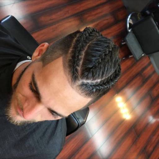 TRANÇA SOLTA MASCULINA por Beauty Club