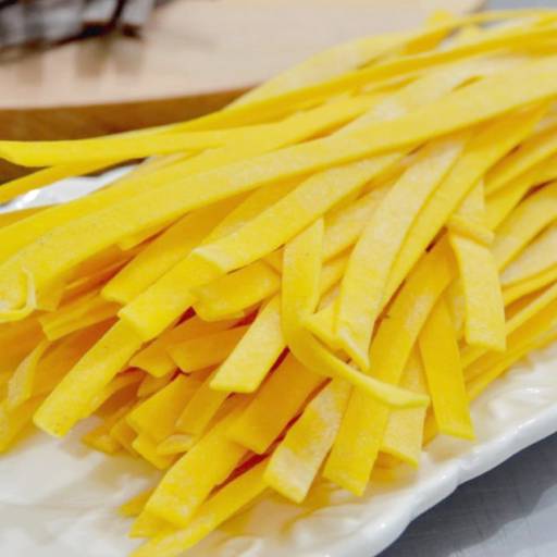 TALHARIM DE MORANGA em Americana, SP por Mand'oro Massas