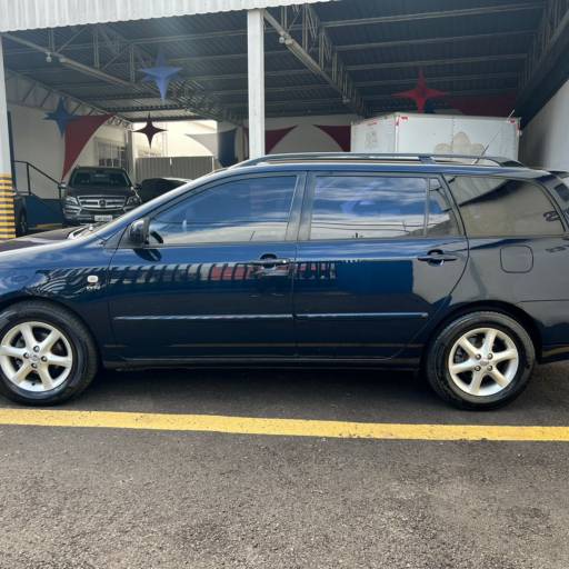 TOYOTA/FIELDER 1.8 2006 em Botucatu, SP por Ricardo Veículos Multimarcas