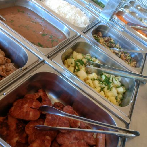 Self service a vontade por 2 Vizinhos Choperia e Restaurante