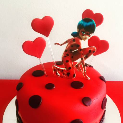 Bolo temático por Rachel Doces e Bolos