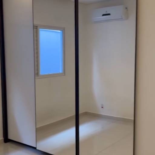 Guarda-roupas sob medida em São Carlos, SP