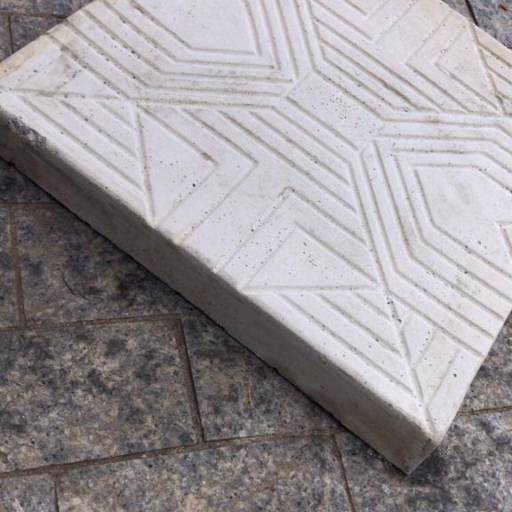 Lajota 50x50 Decorada por Artefatos de Cimento e Lajes Santos • Muros Pré-Fabricados e Lajes em Atibaia