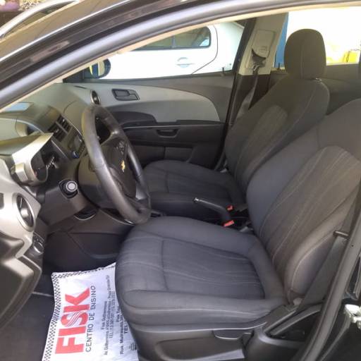 SONIC LT HB AT 2013 PRET por Cozema Veículos