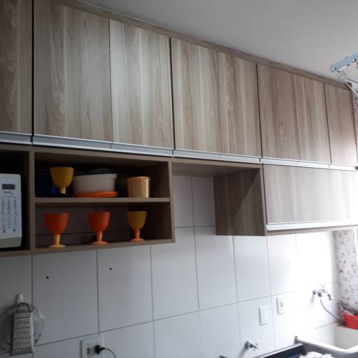 Cozinha planejada sob medida por D'Sousa Marcenaria 