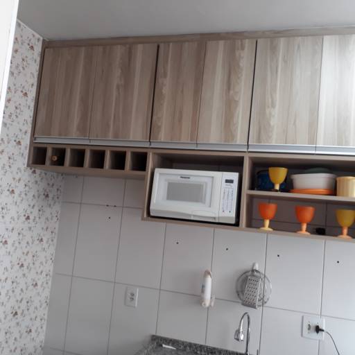 Cozinha planejada sob medida por D'Sousa Marcenaria 