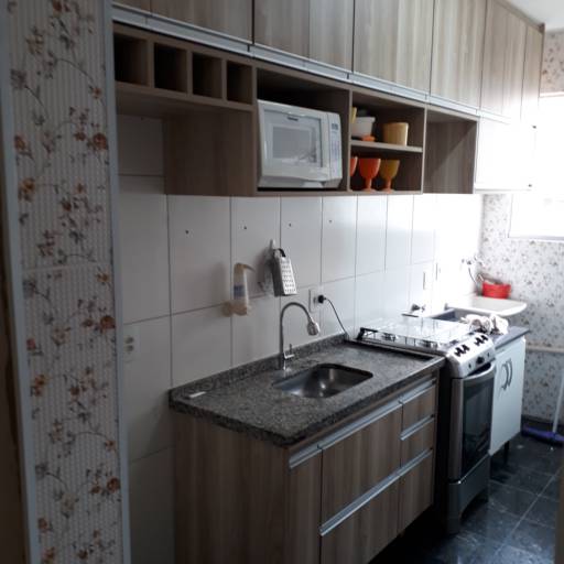 Cozinha planejada sob medida por D'Sousa Marcenaria 