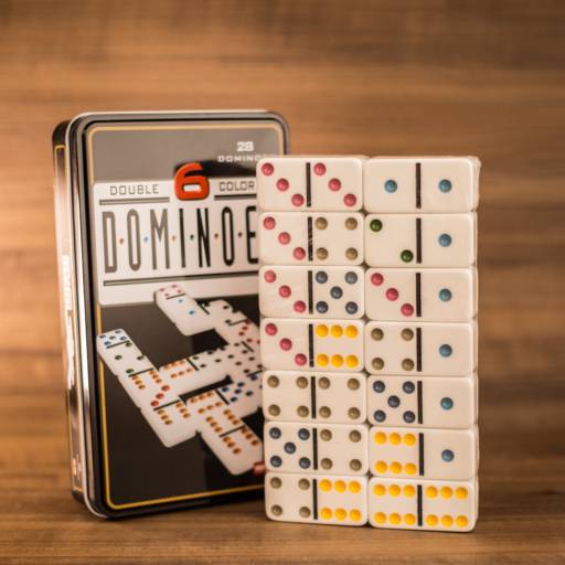 Jogo de Dominó por Brown Tabacaria
