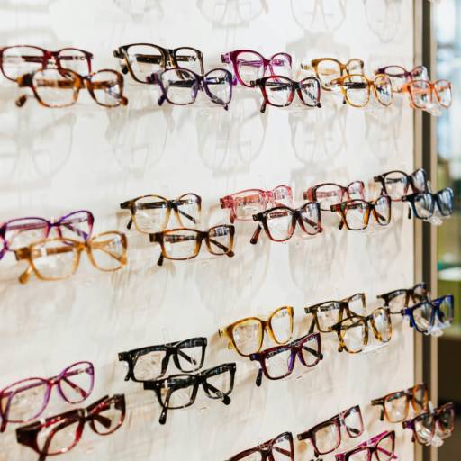 Atendimento personalizado de lentes de grau  por Ótica FAG Lux