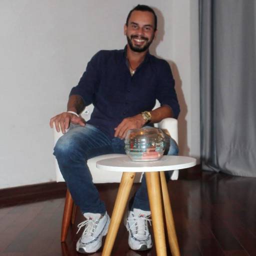 Olá, tudo bem ? me chamo Fábio  Está em busca de prazeres diferentes ? está no lugar certo.  Já ouviu falar em orgasmo de corpo inteiro ? orgasmo a seco ?