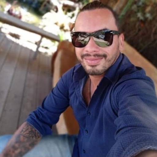 Olá, tudo bem ? me chamo Fábio  Está em busca de prazeres diferentes ? está no lugar certo.  Já ouviu falar em orgasmo de corpo inteiro ? orgasmo a seco ?