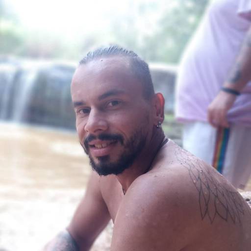 Olá, tudo bem ? me chamo Fábio  Está em busca de prazeres diferentes ? está no lugar certo.  Já ouviu falar em orgasmo de corpo inteiro ? orgasmo a seco ?