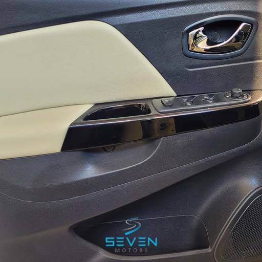 RENAULT CAPTUR 1.6 16V 4P FLEX INTENSE CVT- 2018 em Botucatu, SP por Seven Motors Concessionária