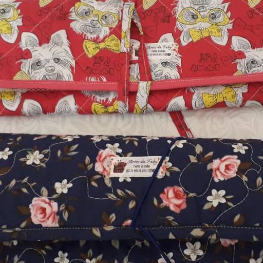 Estojo Multiuso em patchwork  por Artes da Faby Atelie