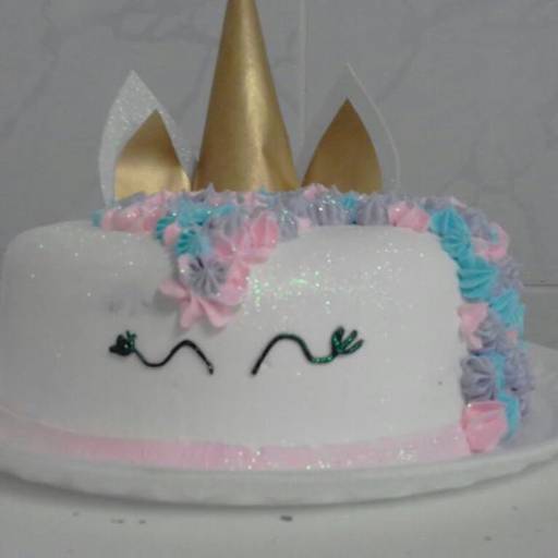 Bolo Unicórnio  por Marta Doces e Salgados