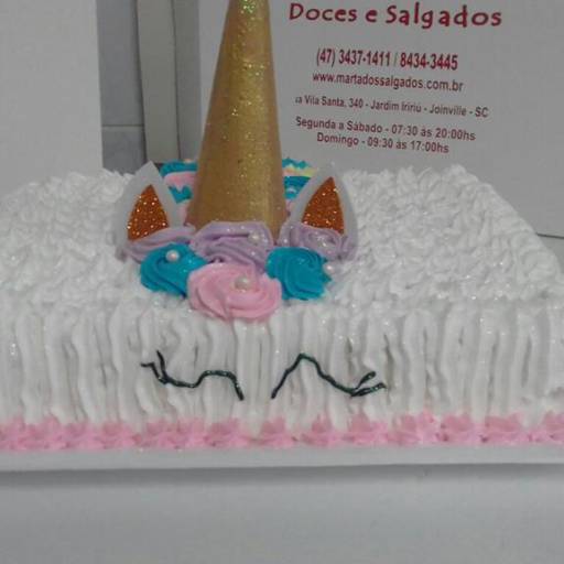 Bolo Unicórnio  por Marta Doces e Salgados