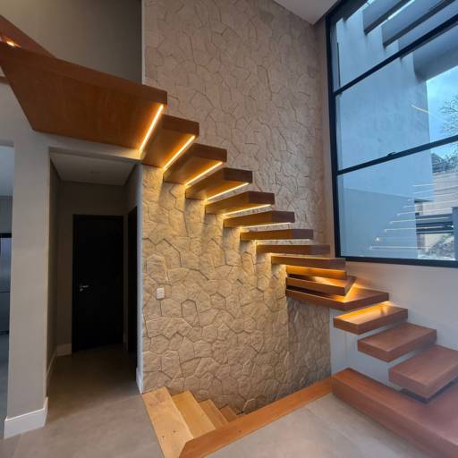 Escada em Gravataí com Design Flutuante