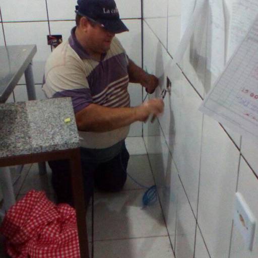 Comprar o produto de Manutenção Geral em Casa, Móveis e Decoração pela empresa ASC Serviços em Geral em Foz do Iguaçu, PR por Solutudo