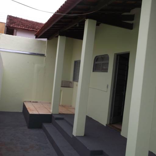 Aluga-se casa no Jardim Nova Barra - Barra Bonita. Cód 860